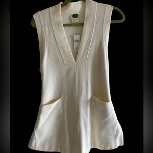 Off white popover vest.